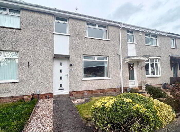 3 Bedroom House To Rent In Belvoir Close, Belfast, BT8