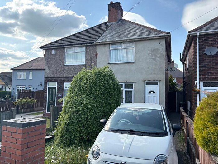 3 Bedroom Semi Detached House For Sale In Peveril Drive, Sutton-in-Ashfield, Nottinghamshire, NG17