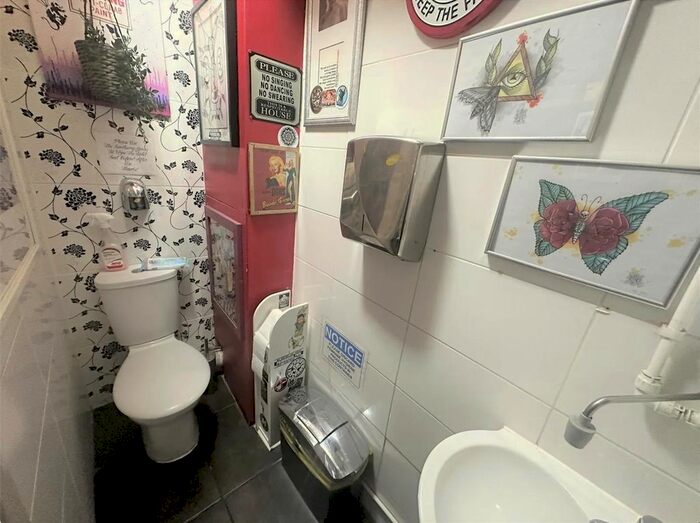 Property To Rent In Spring Grove Road, Hounslow, TW3