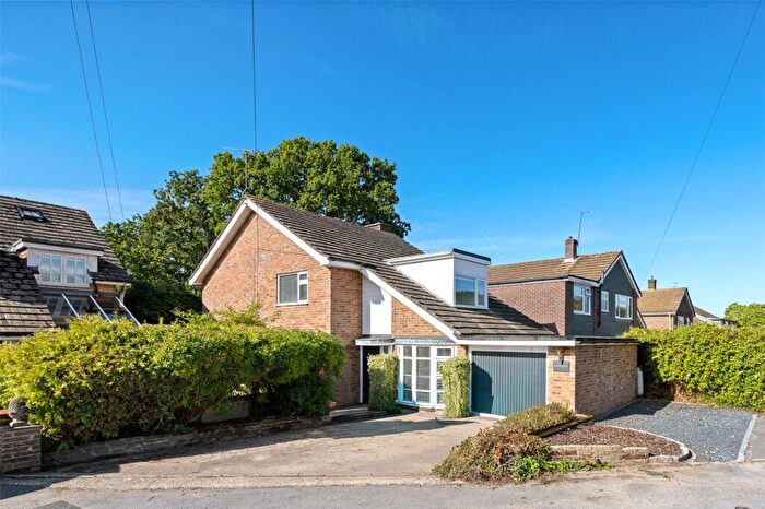 4 Bedroom Detached House For Sale In Chesholt Close, Fernhurst, Haslemere, West Sussex, GU27