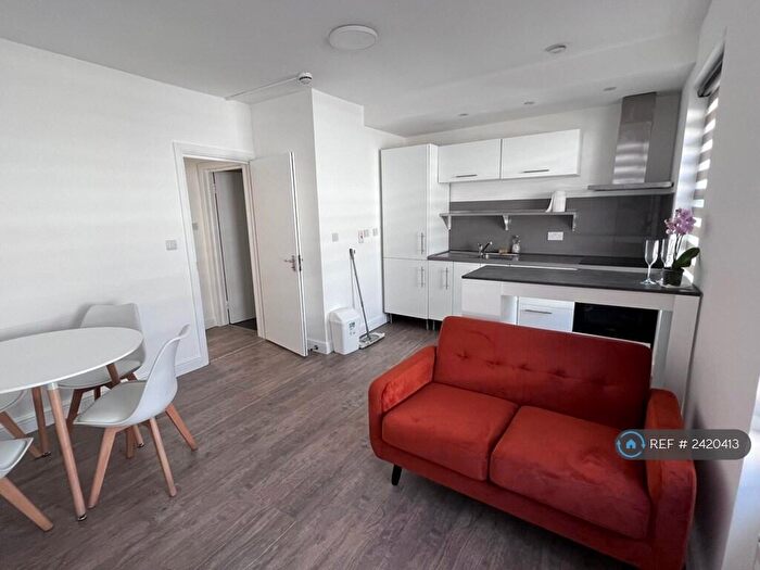 1 Bedroom Flat To Rent In Kentish Town Road, London, NW1