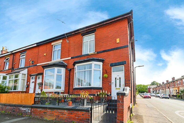 3 Bedroom End Of Terrace House For Sale In Hornby Street, Bury, BL9