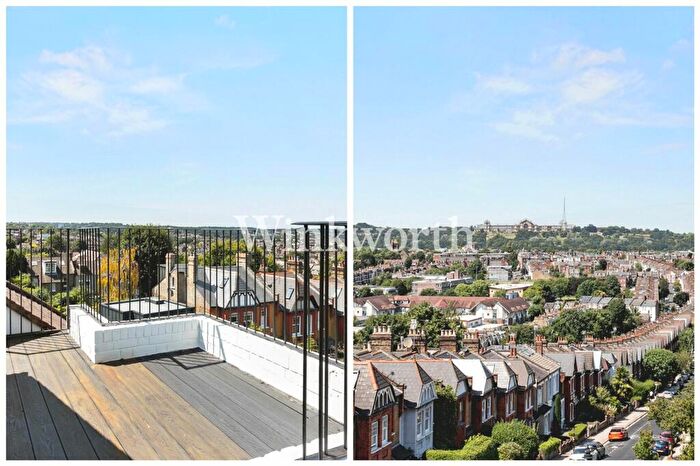 2 Bedroom Apartment To Rent In Hill House, Ridge Road, London, N8