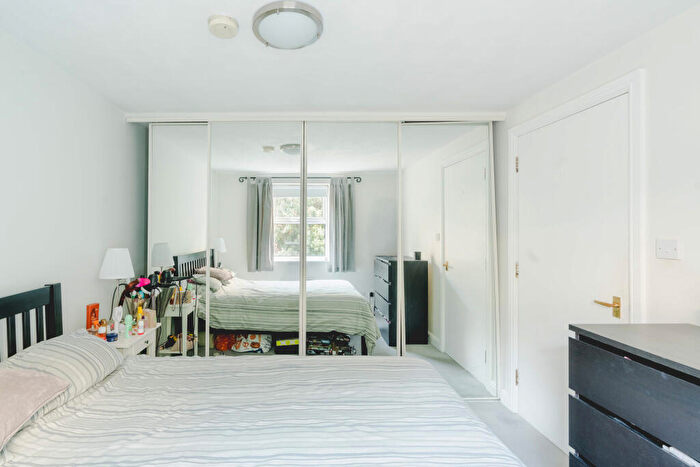 1 Bedroom Flat For Sale In Claremont Road, Bishopston, Bristol, BS7