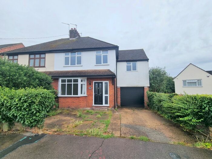 4 Bedroom Semi-Detached House To Rent In Vauxhall Drive, Braintree, CM7