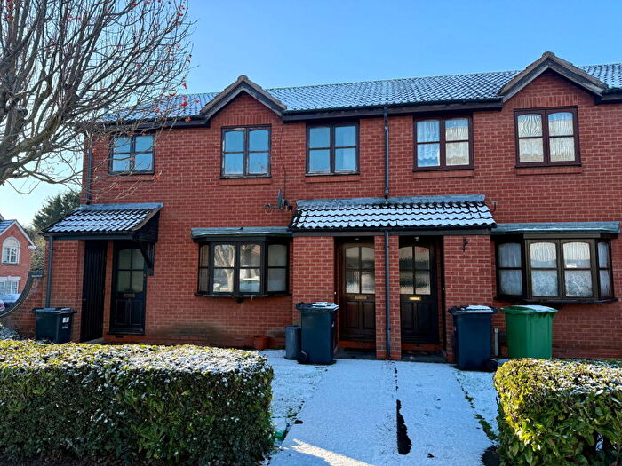 1 Bedroom Flat To Rent In Hill Street, Amblecote, Stourbridge, DY8