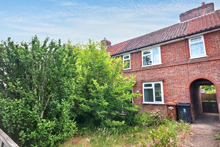 3 Bedroom Terraced House For Sale In Newtown, Norfolk, IP24