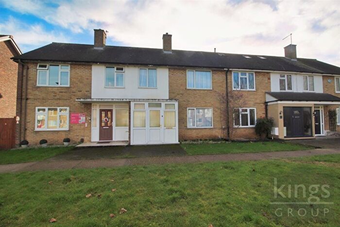 3 Bedroom Terraced House For Sale In Manor Way, Cheshunt, Waltham Cross, EN8