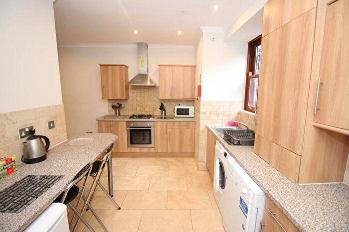 5 Bedroom Terraced House To Rent In Swinburn Place, Newcastle Upon Tyne, Tyne And Wear, NE4