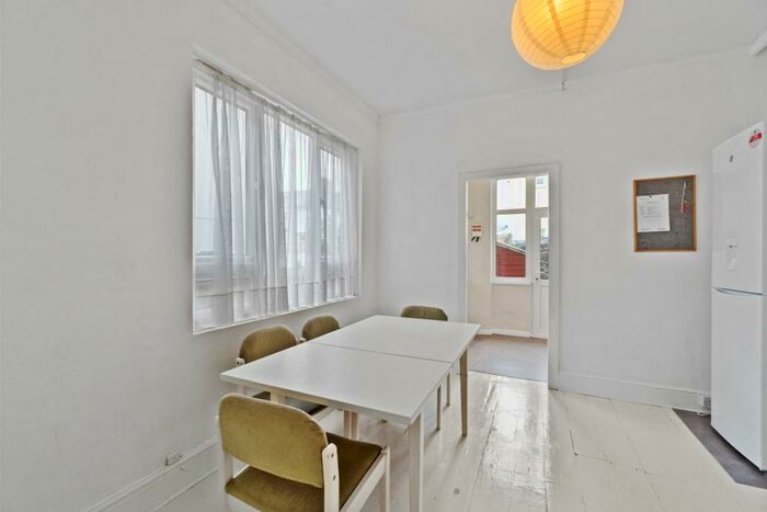 4 Bedroom Terraced House To Rent In Maple Grove, Mutley, Plymouth, Devon, PL4