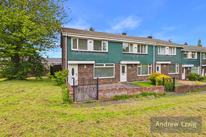 3 Bedroom End Of Terrace House For Sale In Morven Lea, Blaydon-On-Tyne, NE21
