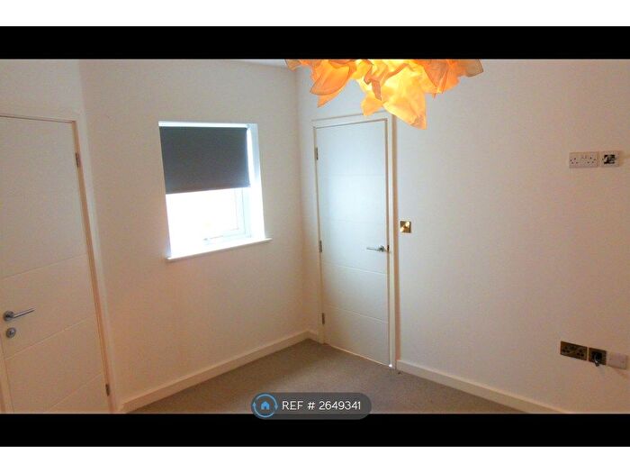 2 Bedroom Flat To Rent In The Gallery, West Bridgford, Nottingham, NG2