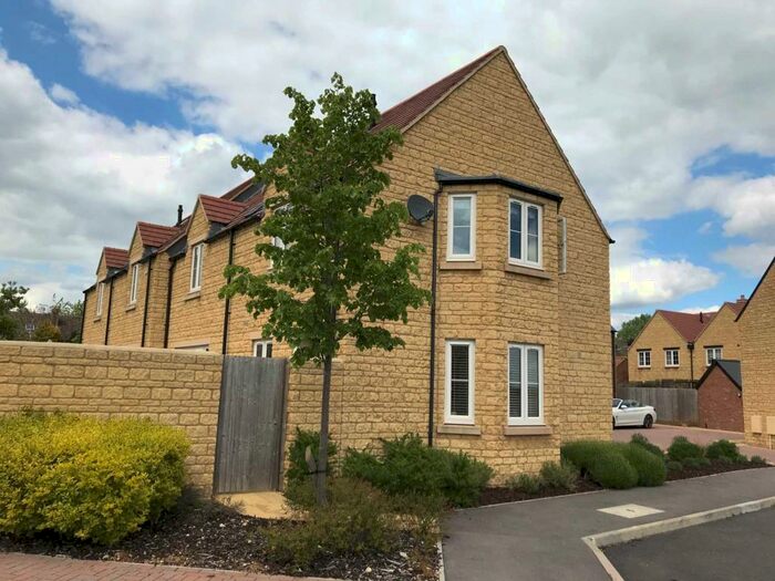 3 Bedroom Semi-Detached House To Rent In William Buckland Way, Stonesfield, OX29