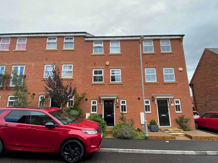 4 Bedroom Property To Rent In Mendip Way, Corby NN18