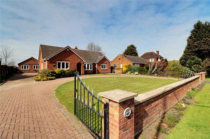 4 Bedroom Bungalow For Sale In High Street, Belton, Lincolnshire, DN9