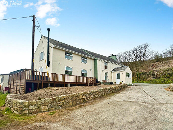 5 Bedroom Detached House For Sale In South Stack Road, Holyhead, Anglesey, LL65