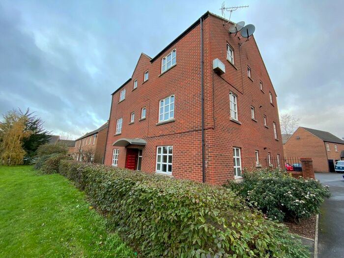 1 Bedroom Flat To Rent In Massingham Park, Taunton, TA2