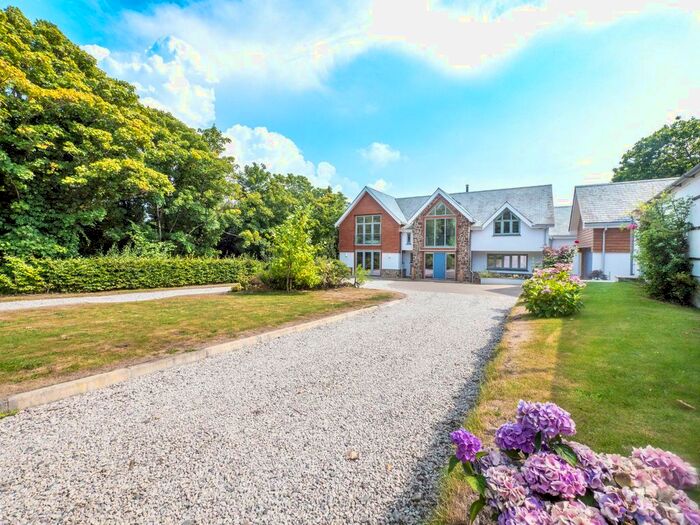 4 Bedroom Detached House For Sale In Hartland, Bideford, EX39