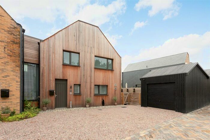 3 Bedroom Semi-Detached House For Sale In Cherrywood, Hernhill, Faversham, ME13