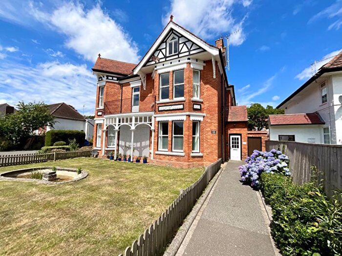 2 Bedroom Flat For Sale In Percy Road, Boscombe, BH5