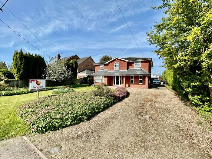 4 Bedroom Detached House For Sale In Woodgate Road, Moulton Chapel, PE12