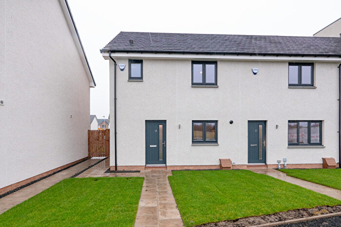 3 Bedroom House To Rent In Watanabe Cruik, South Queensferry, EH30