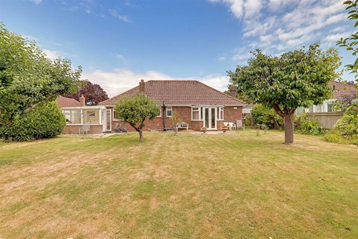 3 Bedroom Detached Bungalow For Sale In Glynde Avenue, Goring-By-Sea, Worthing, BN12