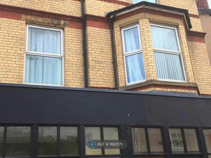 2 Bedroom Flat To Rent In Greenfield Road, Colwyn Bay, LL29