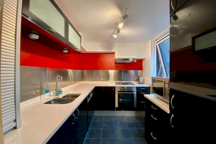 1 Bedroom Flat To Rent In Neal Street, Covent Garden, WC2H