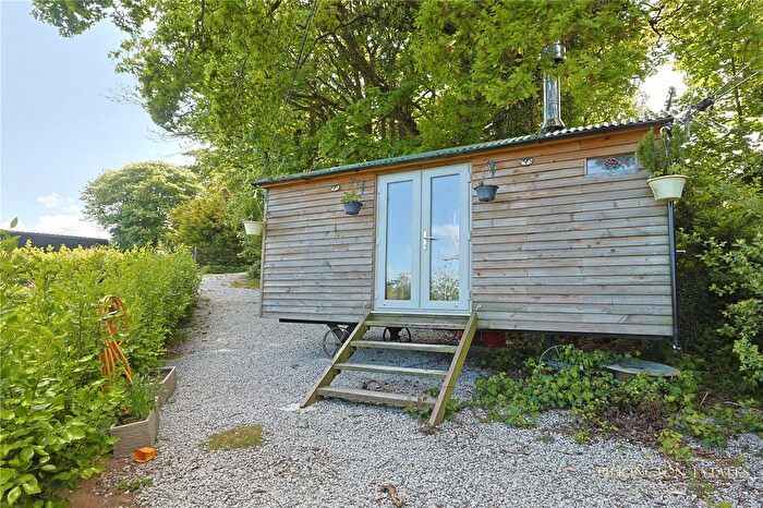 1 Bedroom Property For Sale In Rose Valley, Mabe Burnthouse, Penryn, Cornwall, TR10