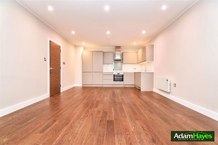 1 Bedroom Flat To Rent In High Road, Whetstone, N20