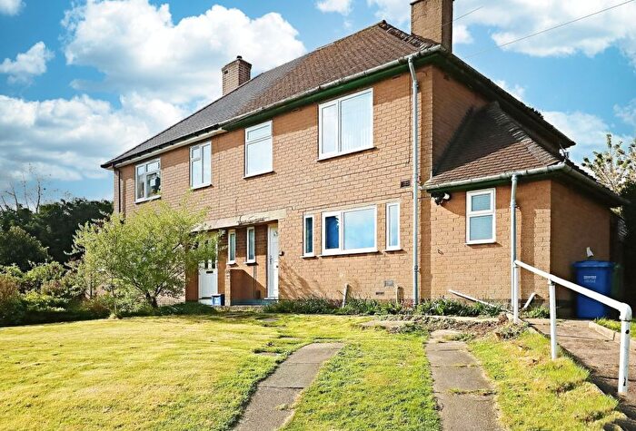 2 Bedroom Semi Detached House For Sale In Windermere Road, Chesterfield, S41