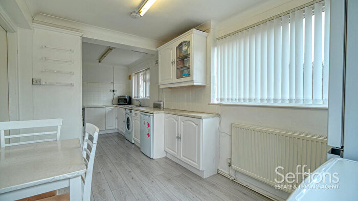 2 Bedroom Semi-Detached Bungalow For Sale In Hansell Road, Norwich, Norfolk, NR7