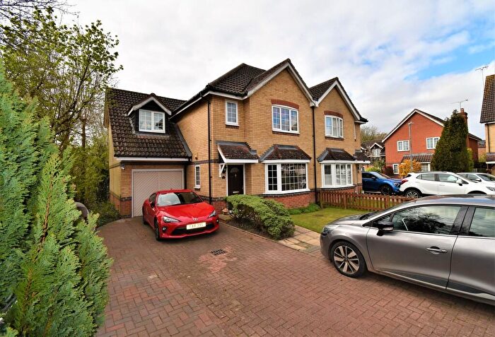 4 Bedroom Semi Detached House For Sale In Gorefeld, Takeley, CM22