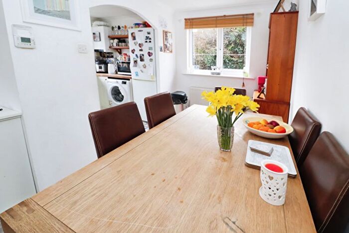 2 Bedroom Flat For Sale In Campernell Close, Brightlingsea, CO7