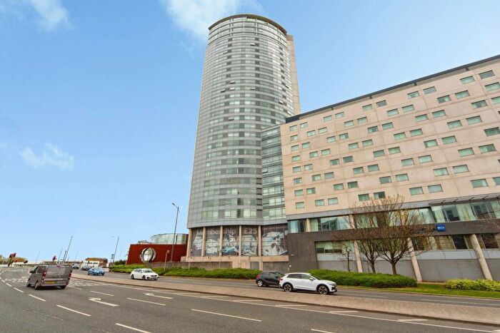 2 Bedroom Flat For Sale In Old Hall Street, Liverpool, Merseyside, L3