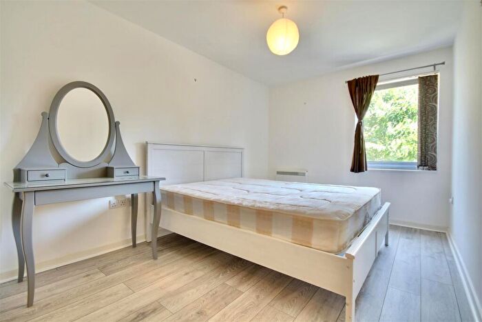 1 Bedroom Flat To Rent In Richmond House, Bonfire Corner, Portsmouth, PO1