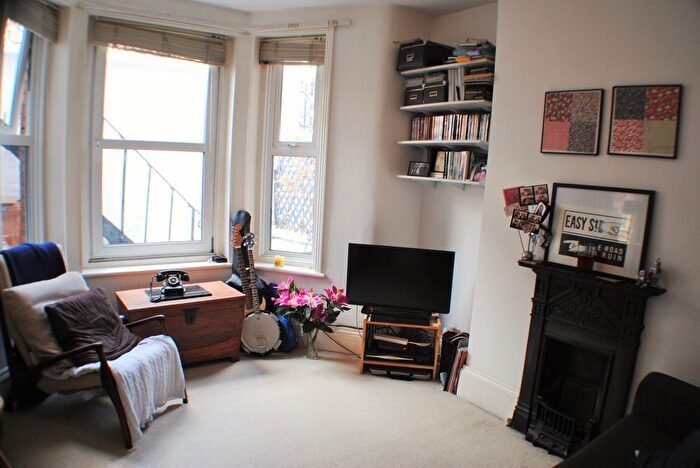 2 Bedroom Flat To Rent In Floyd Road, London, SE7