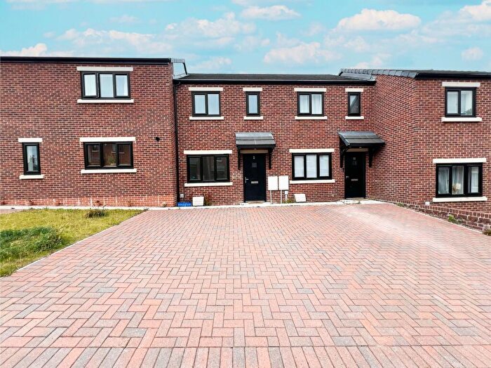 2 Bedroom Terraced House To Rent In Acre Close, Halifax, HX3