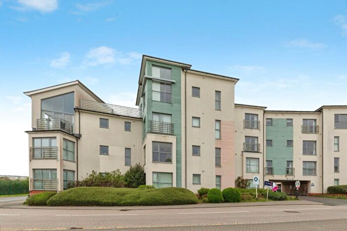 2 Bedroom Flat For Sale In Long Down Avenue, Bristol, BS16
