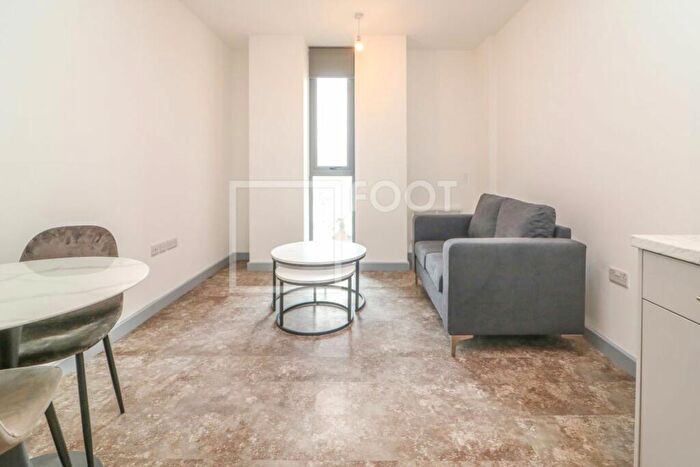 1 Bedroom Apartment To Rent In Highpoint, Bradford, BD1