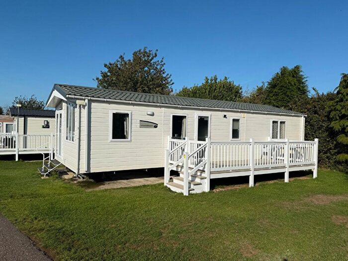 2 Bedroom Caravan For Sale In Manor Park Holiday Village Manor Road, Hunstanton, Norfolk, PE36