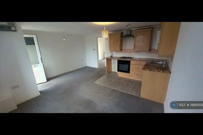 1 Bedroom Flat To Rent In Salterton Road, Exmouth, EX8