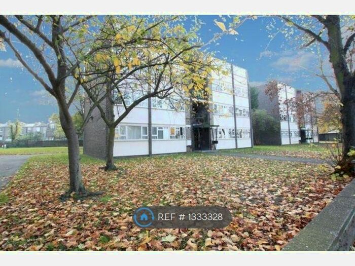 2 Bedroom Flat To Rent In Greenwich High Road, Greenwich, SE10