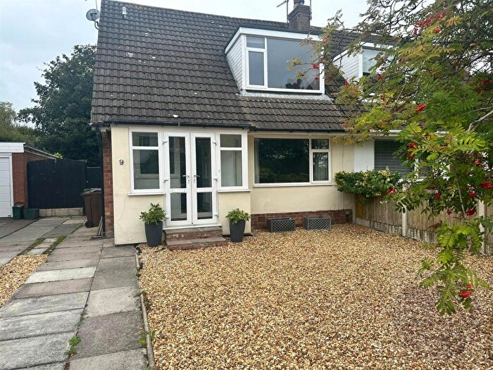 3 Bedroom House To Rent In Beverley Close, Southport, PR9