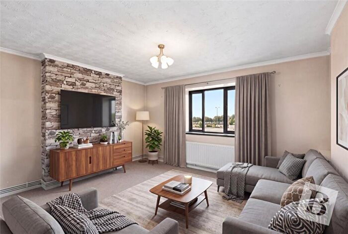 1 Bedroom Apartment For Sale In Teviot Avenue, Aveley, South Ockendon, Essex, RM15