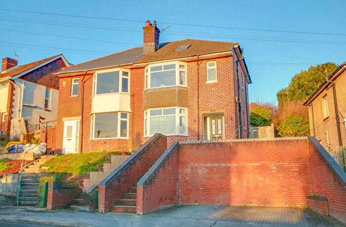 3 Bedroom Semi-Detached House For Sale In Bitterne! Stunning River Views! Guide Price £, - £, !, SO19