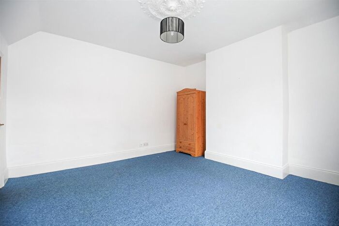 2 Bedroom Flat To Rent In Alnwick Street, Wallsend, North Tyneside, NE28
