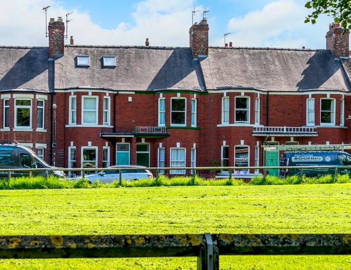 3 Bedroom Terraced House To Rent In Knavesmire Crescent, South Bank, York, YO23