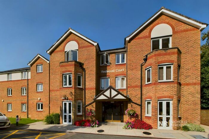 1 Bedroom Flat To Rent In Epsom Road, Epsom, Surrey., KT17